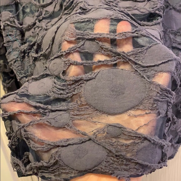 Blouse - Picture 3 of 3